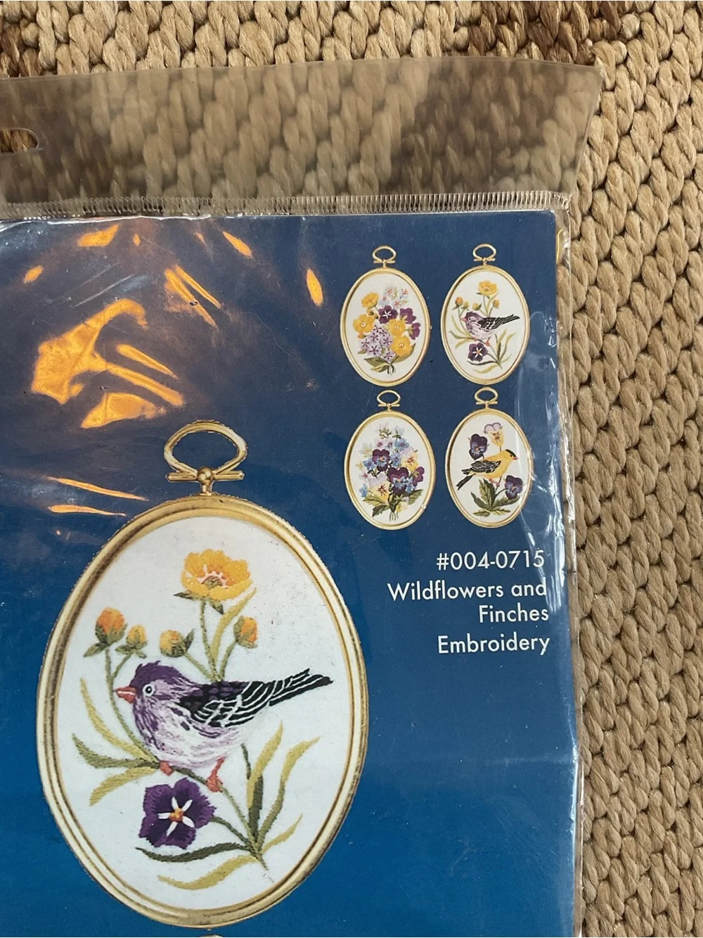 Janlynn needle craft Wildflowers & Finch Embroidery Wall Art Set